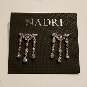 Nadri‎ crystal silver-tone chandelier earrings NWT
